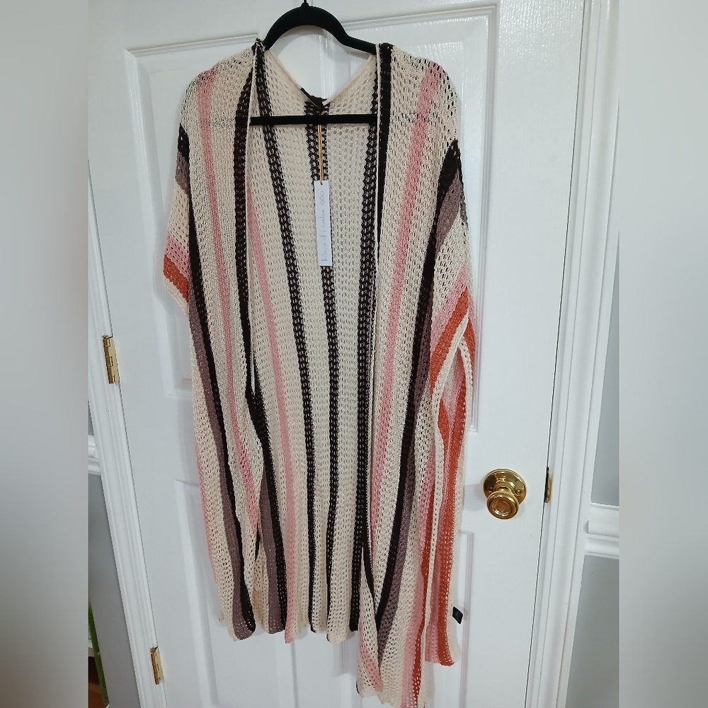 House Of Harlow 1960 Cream Pink brown stripe Knit Side Split long shawl topper
